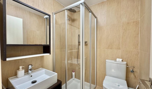 Återförsäljning - Apartment -
Torrevieja - Estacion De Autobuses