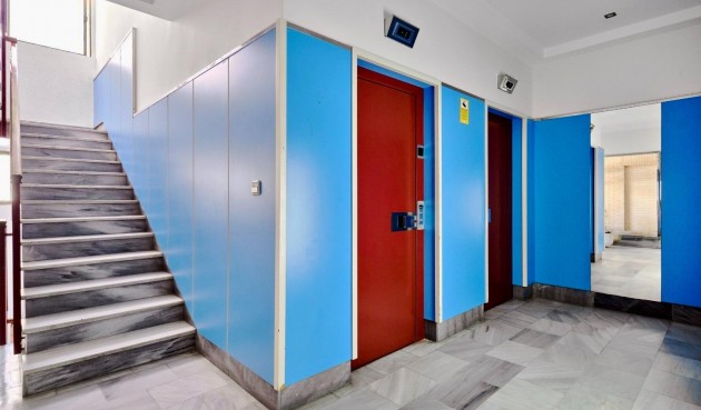 Återförsäljning - Apartment -
Torrevieja - Estacion De Autobuses