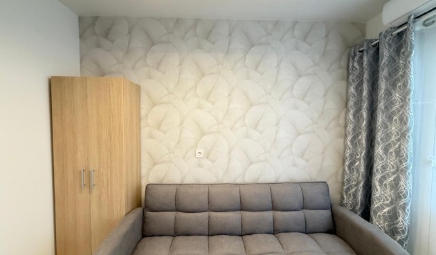 Återförsäljning - Takvåning -
Torrevieja - Estacion De Autobuses