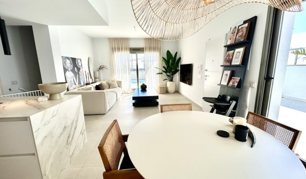 Brukt - Villa -
San Miguel de Salinas - Inland