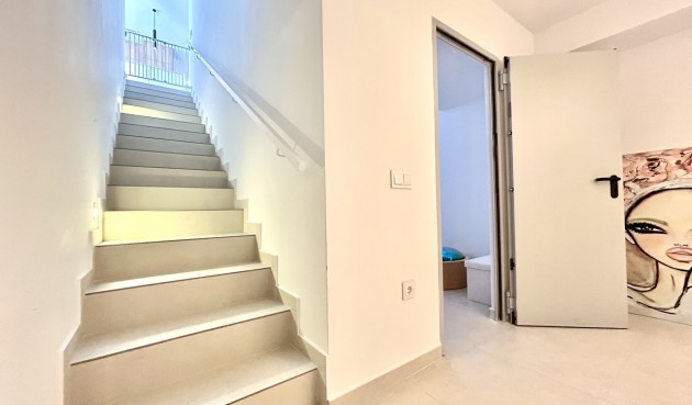 Brukt - Villa -
San Miguel de Salinas - Inland