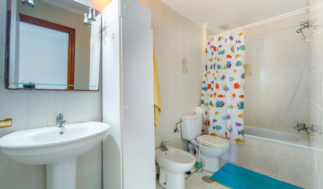 Återförsäljning - Apartment -
Torrevieja - Estacion De Autobuses