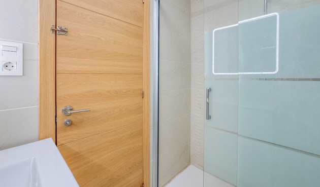 Återförsäljning - Apartment -
Torrevieja - La Mata Pueblo