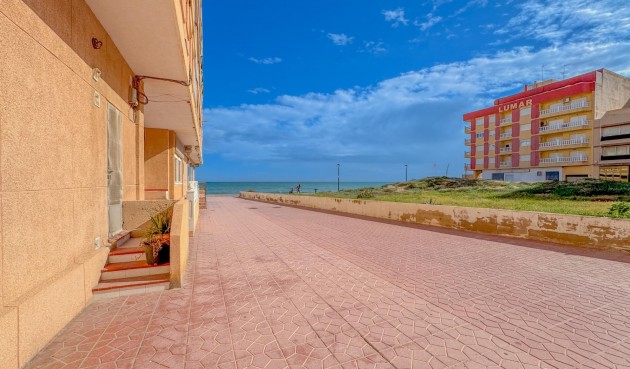 Återförsäljning - Apartment -
Torrevieja - La Mata Pueblo