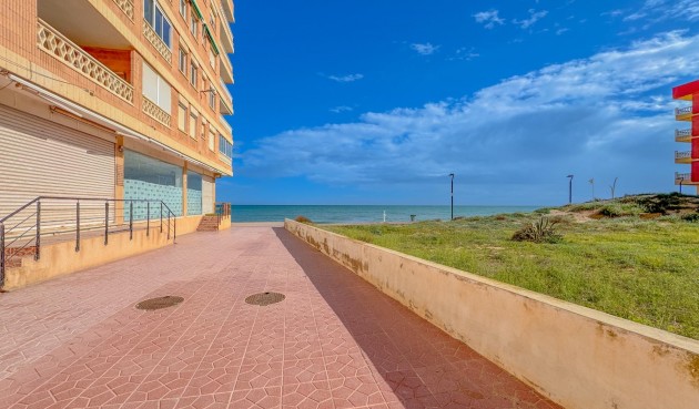 Återförsäljning - Apartment -
Torrevieja - La Mata Pueblo
