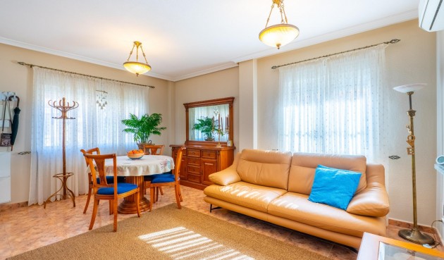 Återförsäljning - Town House -
Orihuela Costa - La Regia