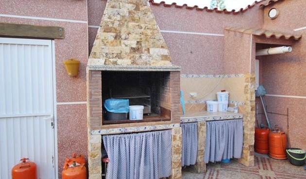 Återförsäljning - Villa -
Formentera del Segura - C- Cooperativa