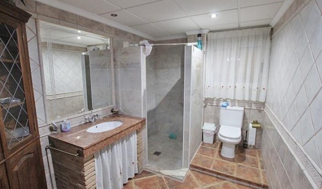 Återförsäljning - Villa -
Formentera del Segura - C- Cooperativa