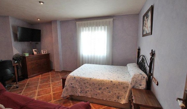 Återförsäljning - Villa -
Formentera del Segura - C- Cooperativa