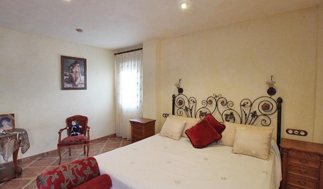 Återförsäljning - Villa -
Formentera del Segura - C- Cooperativa