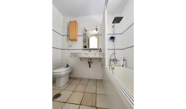 Återförsäljning - Takvåning -
Torrevieja - Playa De La Mata