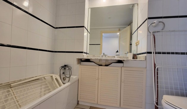 Återförsäljning - Takvåning -
Torrevieja - Playa De La Mata