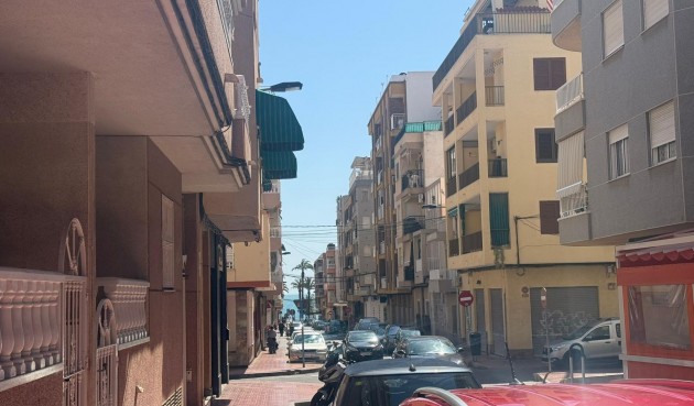 Återförsäljning - Apartment -
Torrevieja - Playa del Cura