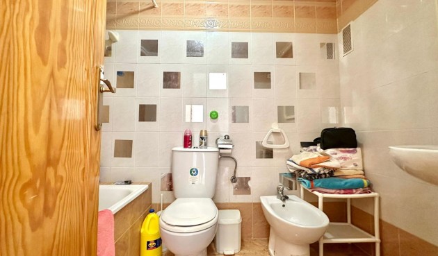 Återförsäljning - Bungalow -
Torrevieja - El Limonar