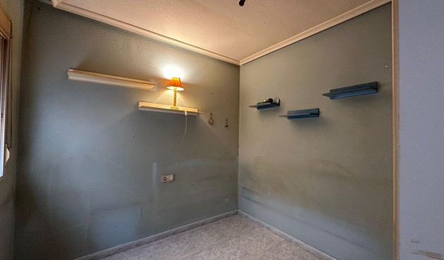 Återförsäljning - Apartment -
Torrevieja - Estacion De Autobuses