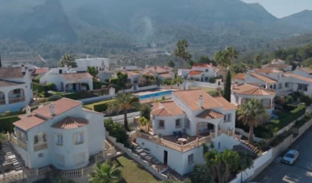 Återförsäljning - Villa -
Pedreguer - Inland