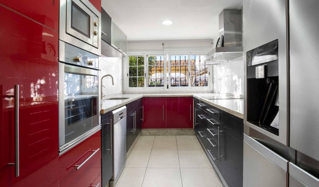 Brukt - Town House -
Orihuela Costa - Los Almendros-la Florida