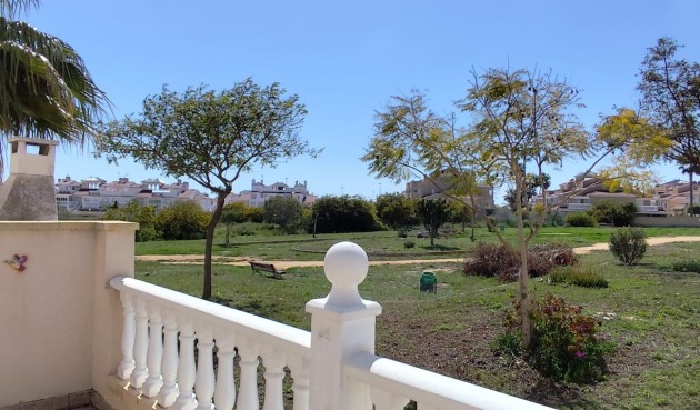 Återförsäljning - Bungalow -
Orihuela - Urbanización Perla Del Mar