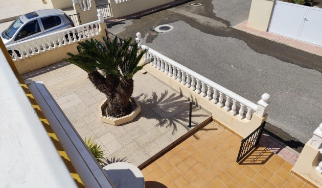 Återförsäljning - Bungalow -
Orihuela - Urbanización Perla Del Mar