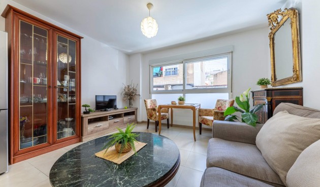 Brukt - Apartment -
Alicante - Carolinas Bajas