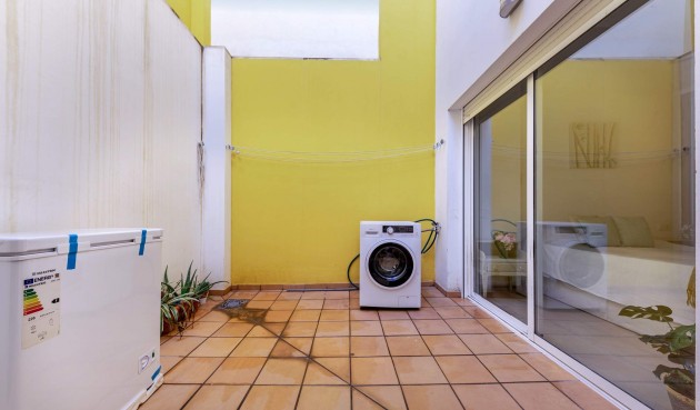 Brukt - Apartment -
Alicante - Carolinas Bajas