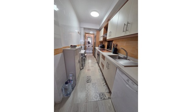 Återförsäljning - Apartment -
Torrevieja - Costa Blanca