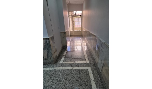 Återförsäljning - Apartment -
Torrevieja - Costa Blanca