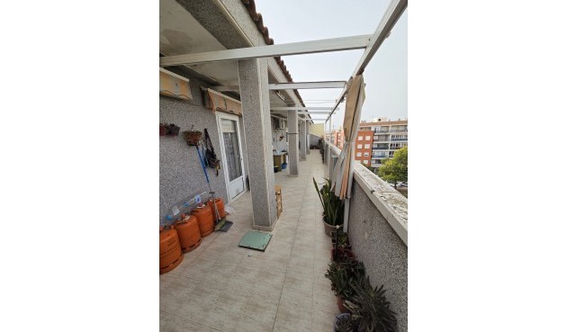 Återförsäljning - Takvåning -
Torrevieja - Costa Blanca