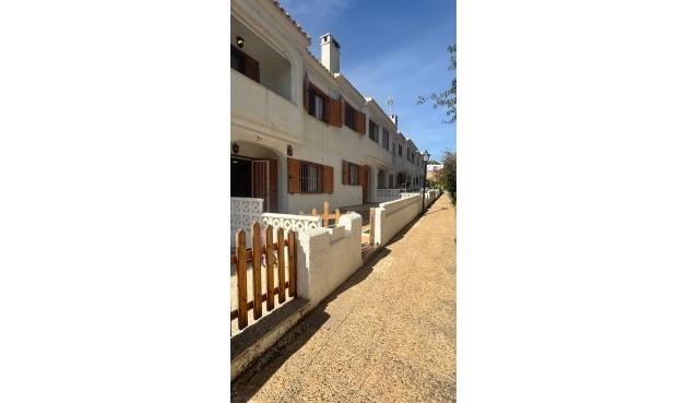 Återförsäljning - Town House -
Orihuela Costa - Costa Blanca