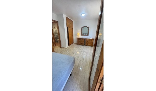 Återförsäljning - Town House -
Orihuela Costa - Costa Blanca