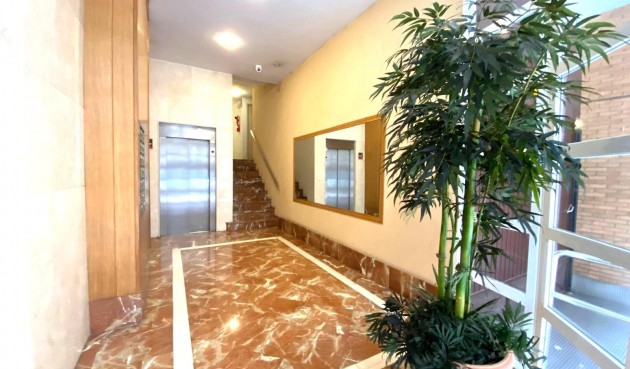 Återförsäljning - Apartment -
Alicante - Costa Blanca