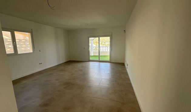 Återförsäljning - Villa -
El Campello - Costa Blanca