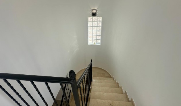 Återförsäljning - Villa -
El Campello - Costa Blanca