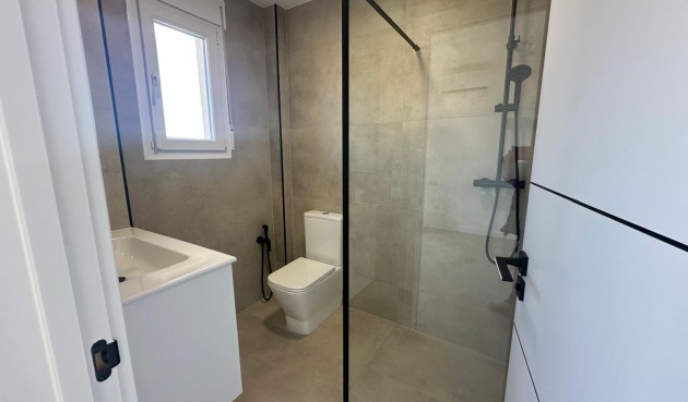 Återförsäljning - Villa -
El Campello - Costa Blanca