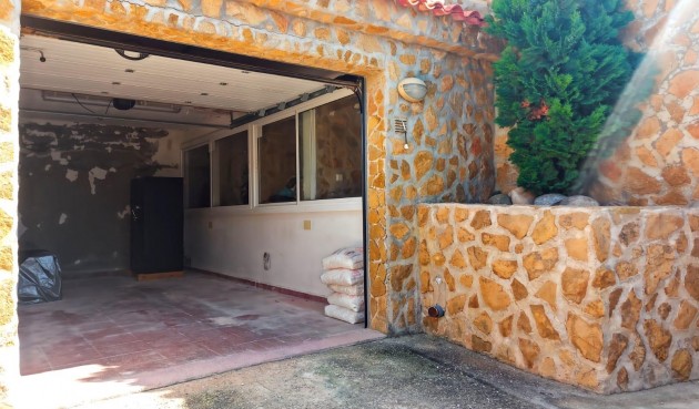 Återförsäljning - Villa -
Torrevieja - Costa Blanca