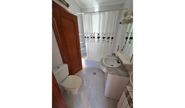 Återförsäljning - Villa -
Alicante - Costa Blanca