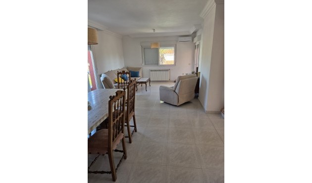 Återförsäljning - Villa -
Alicante - Costa Blanca