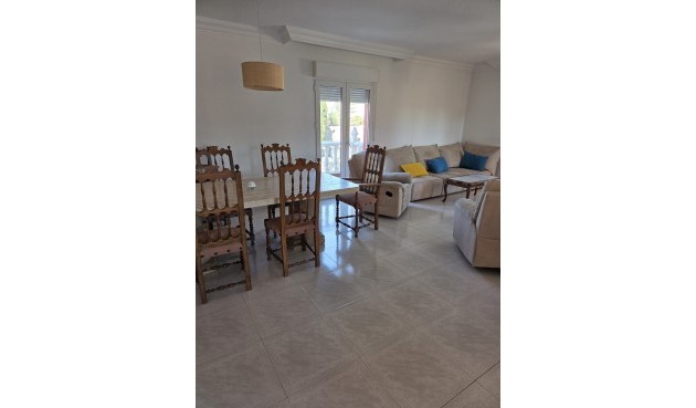 Återförsäljning - Villa -
Alicante - Costa Blanca