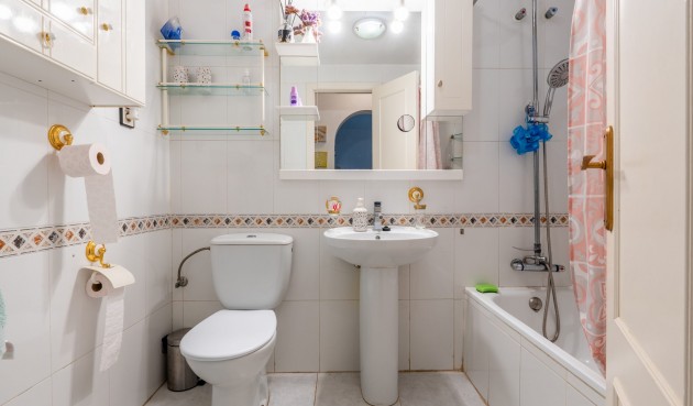 Återförsäljning - Bungalow -
Orihuela Costa - Costa Blanca