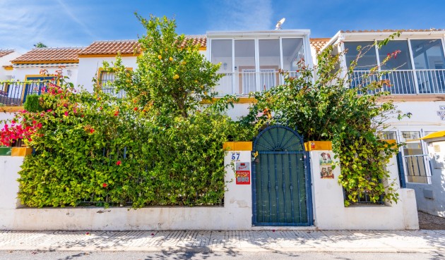 Återförsäljning - Bungalow -
Orihuela Costa - Costa Blanca