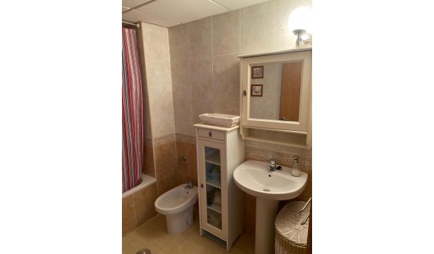 Återförsäljning - Apartment -
Guardamar del Segura - Costa Blanca
