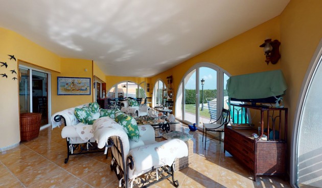 Återförsäljning - Villa -
Orihuela Costa - Costa Blanca