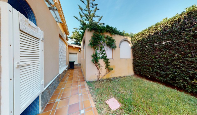 Återförsäljning - Villa -
Orihuela Costa - Costa Blanca