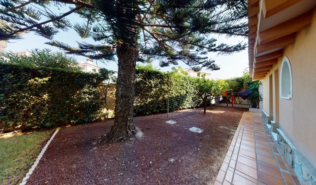 Återförsäljning - Villa -
Orihuela Costa - Costa Blanca