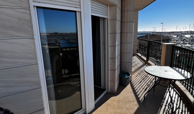 Återförsäljning - Apartment -
Torrevieja - Costa Blanca