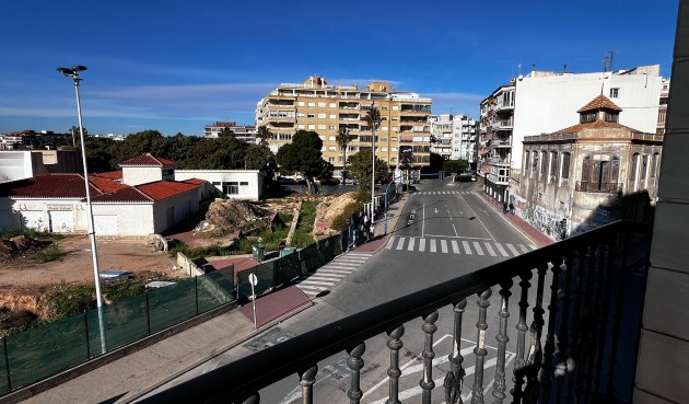 Återförsäljning - Apartment -
Torrevieja - Costa Blanca