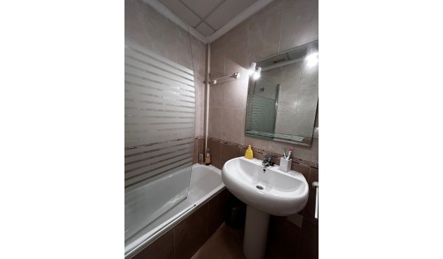 Återförsäljning - Apartment -
Torrevieja - Costa Blanca