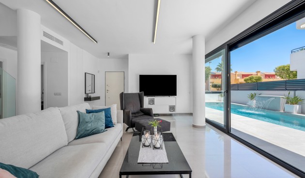 Återförsäljning - Villa -
Guardamar del Segura - Costa Blanca
