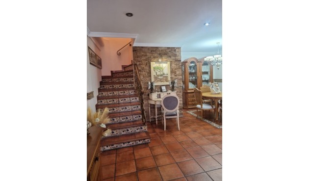 Återförsäljning - Town House -
Orihuela Costa - Costa Blanca