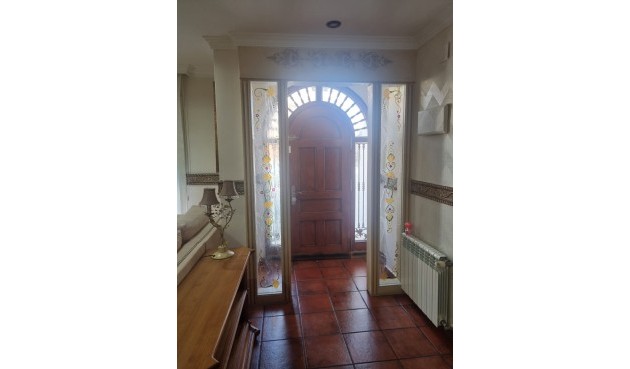 Återförsäljning - Town House -
Orihuela Costa - Costa Blanca